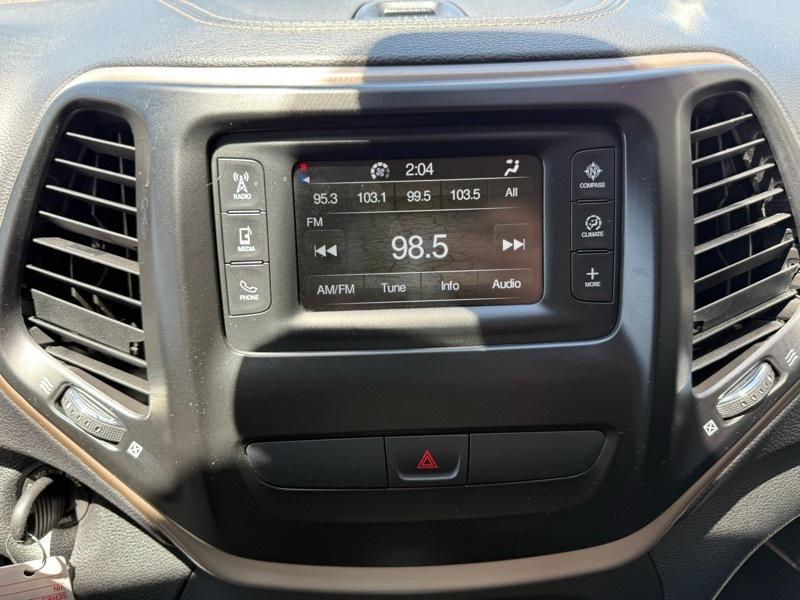 Jeep Cherokee Latitude FWD 2016