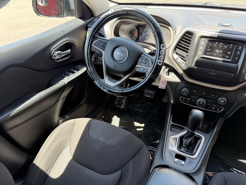 Jeep Cherokee Latitude FWD 2016