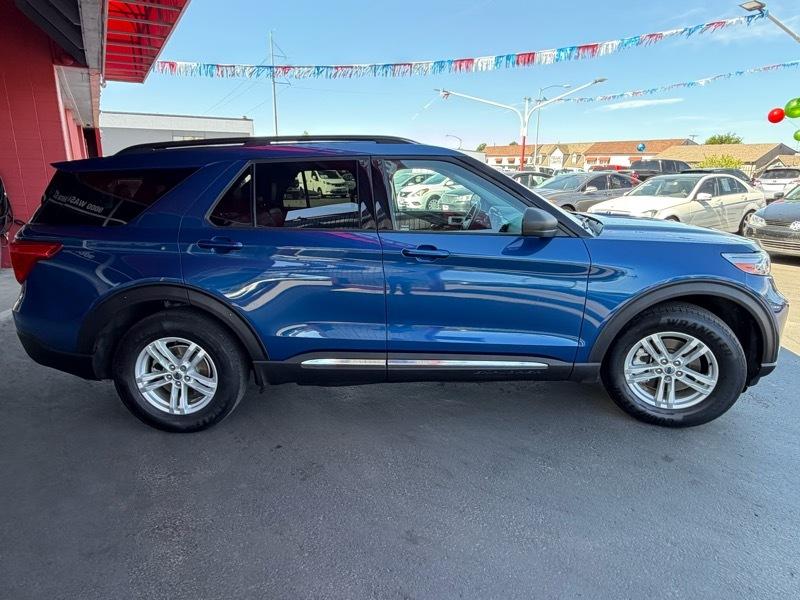 Ford Explorer XLT AWD 2021