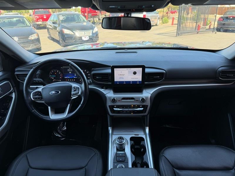 Ford Explorer XLT AWD 2021