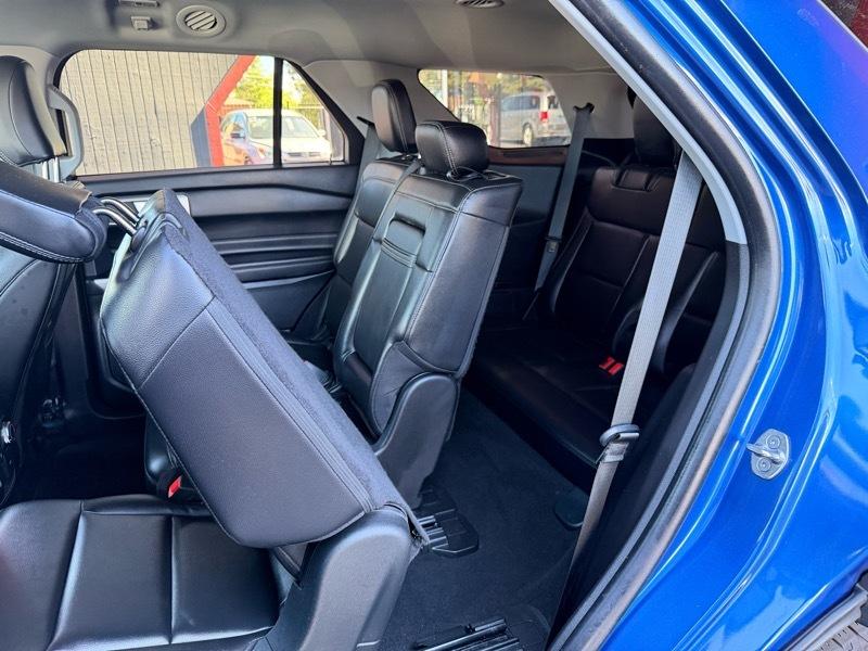Ford Explorer XLT AWD 2021