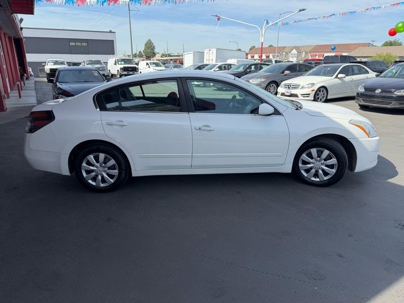 Nissan Altima 2.5 S 2012