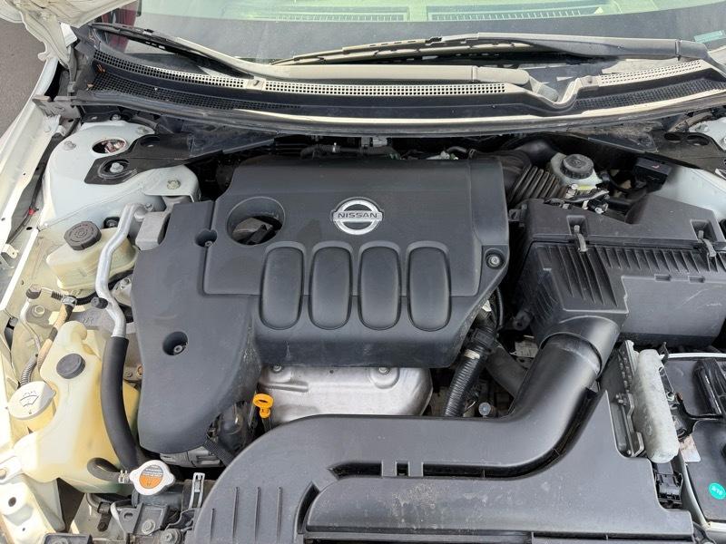 Nissan Altima 2.5 S 2012