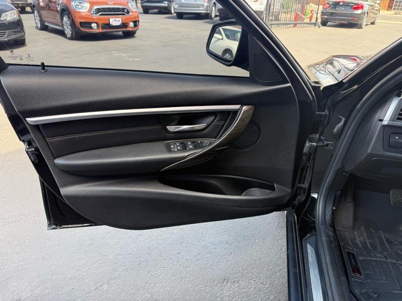 BMW 3-Series 328i SULEV 2016