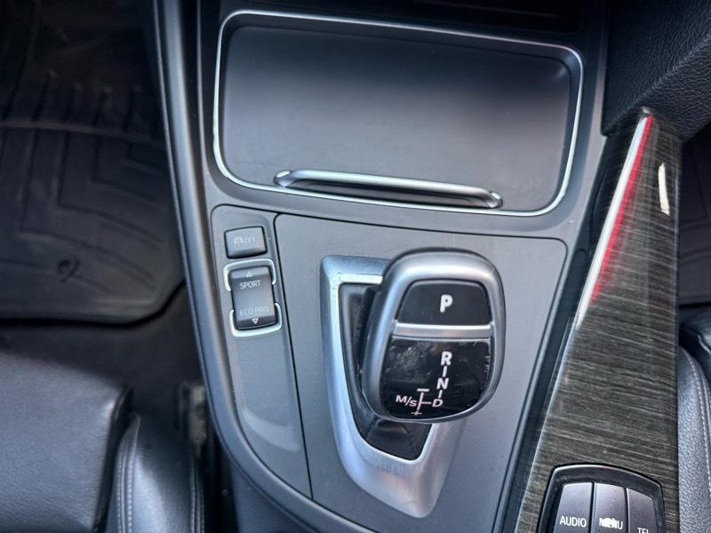 BMW 3-Series 328i SULEV 2016