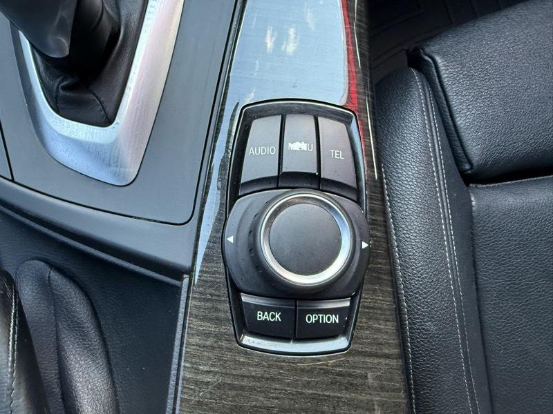BMW 3-Series 328i SULEV 2016