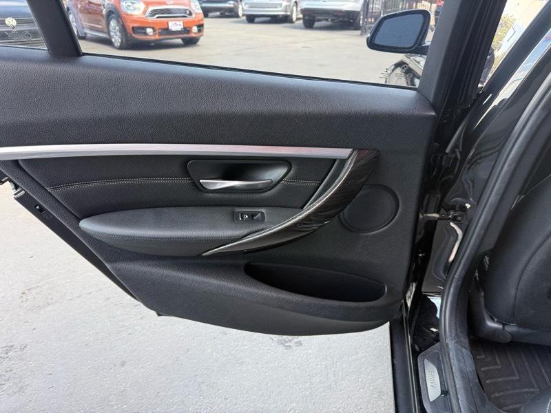 BMW 3-Series 328i SULEV 2016
