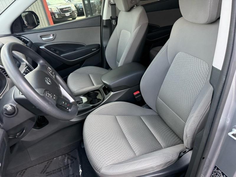 Hyundai Santa Fe GLS FWD 2015