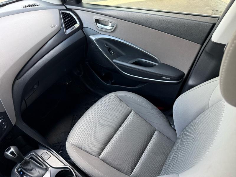 Hyundai Santa Fe GLS FWD 2015