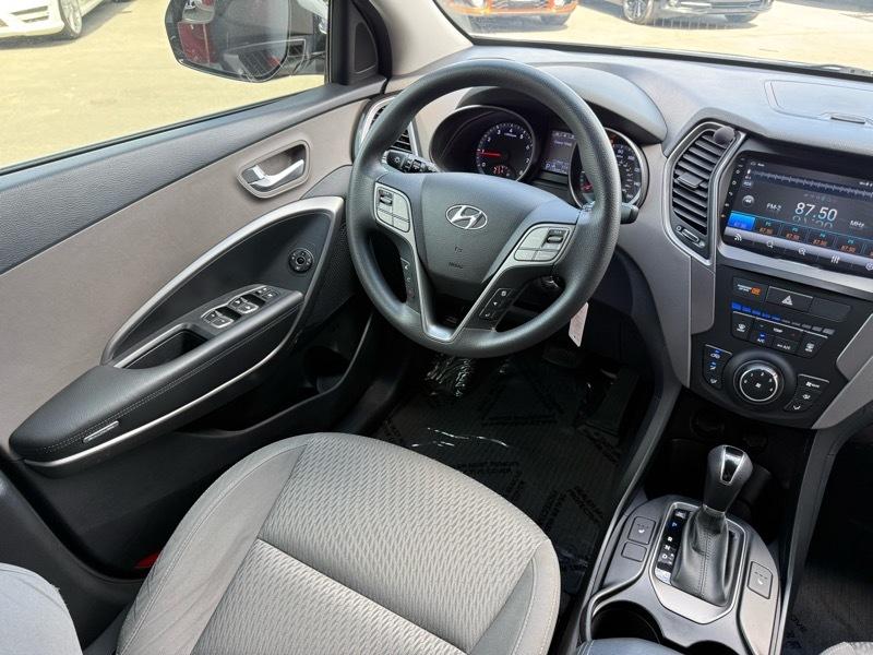 Hyundai Santa Fe GLS FWD 2015