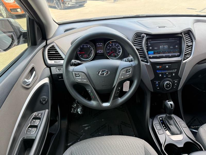 Hyundai Santa Fe GLS FWD 2015
