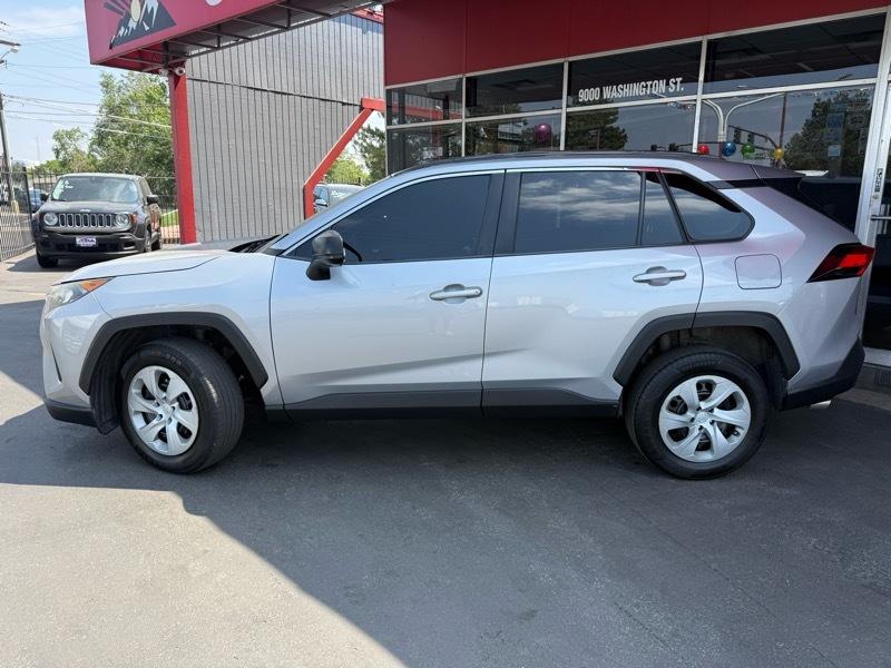 Toyota RAV4 LE AWD 2021