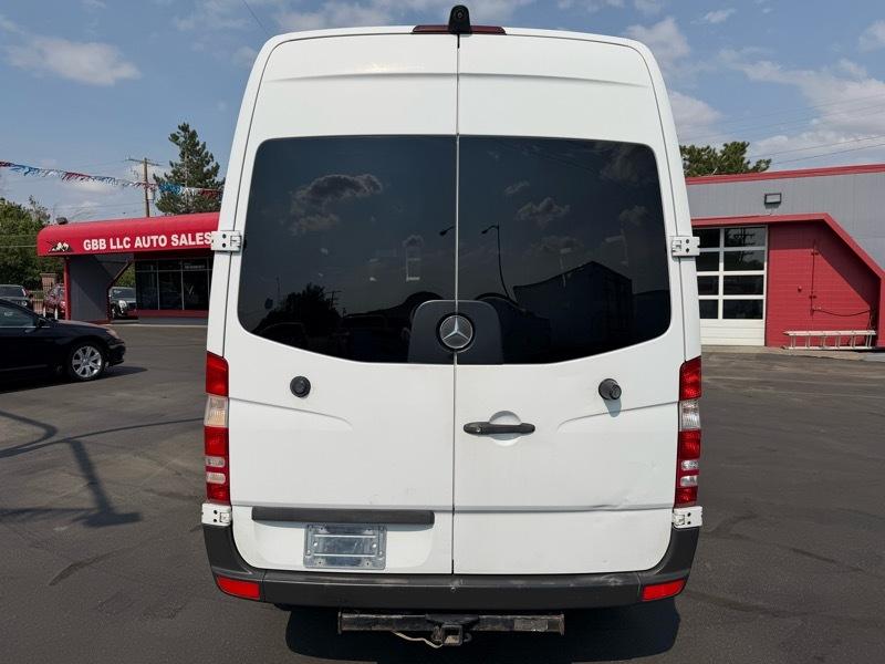 Mercedes-Benz Sprinter 2500 Passenger Van 144-in. WB 2013