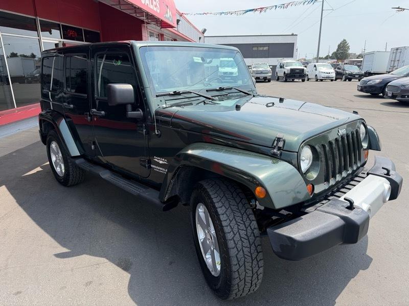 Jeep Wrangler Unlimited Sahara 4WD 2011