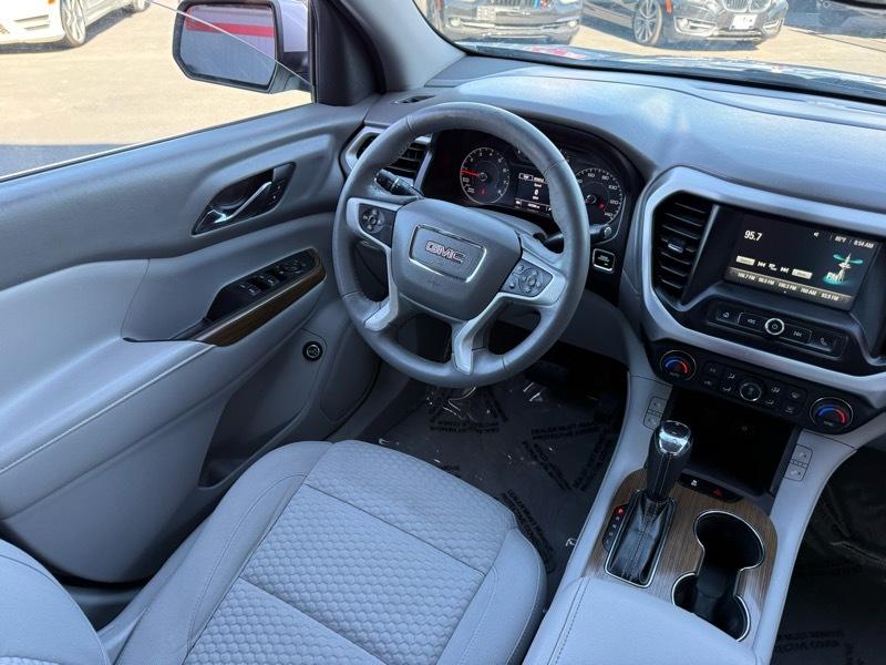 GMC Acadia SLE-2 AWD 2017
