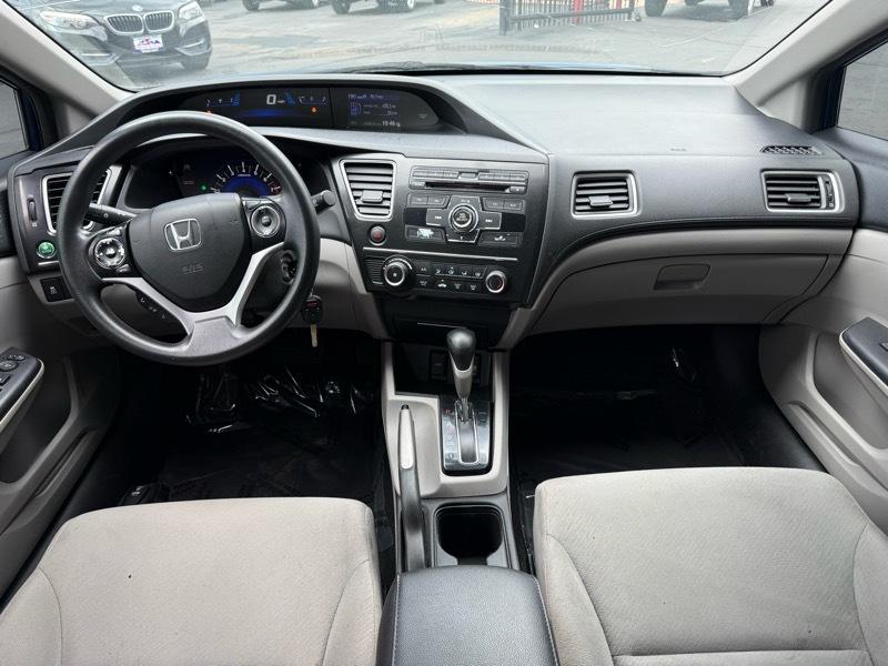 Honda Civic LX Sedan 5-Speed AT 2013