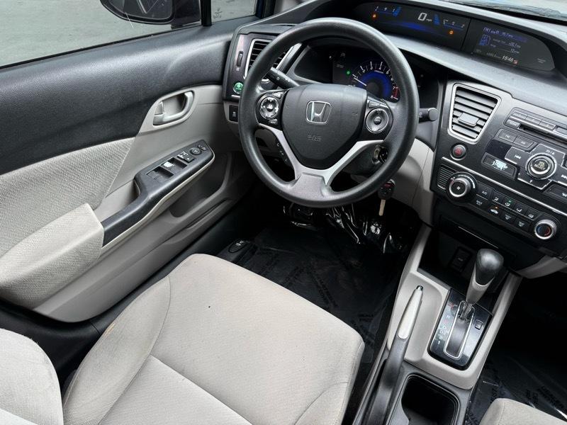 Honda Civic LX Sedan 5-Speed AT 2013