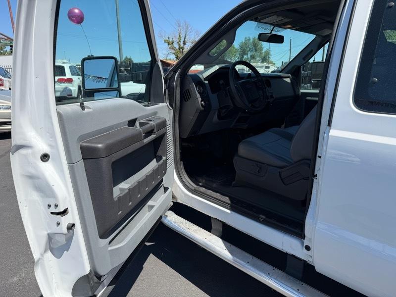 Ford F-250 SD XL SuperCab 4WD 2016