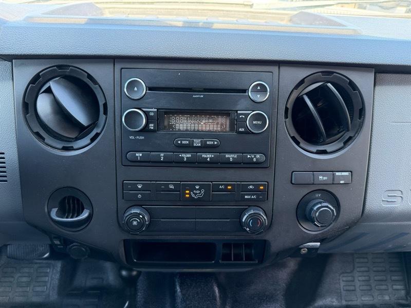 Ford F-250 SD XL SuperCab 4WD 2016