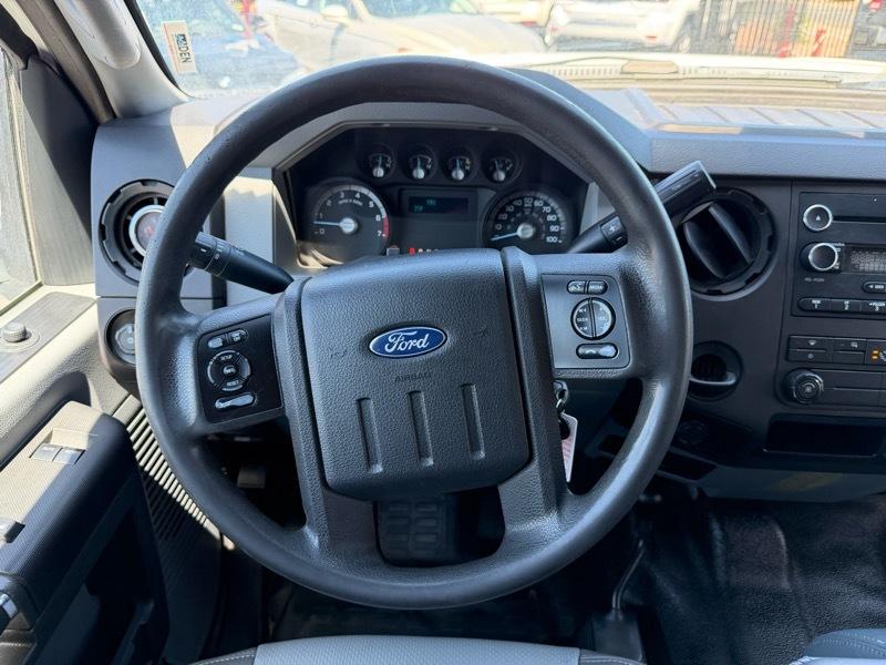 Ford F-250 SD XL SuperCab 4WD 2016