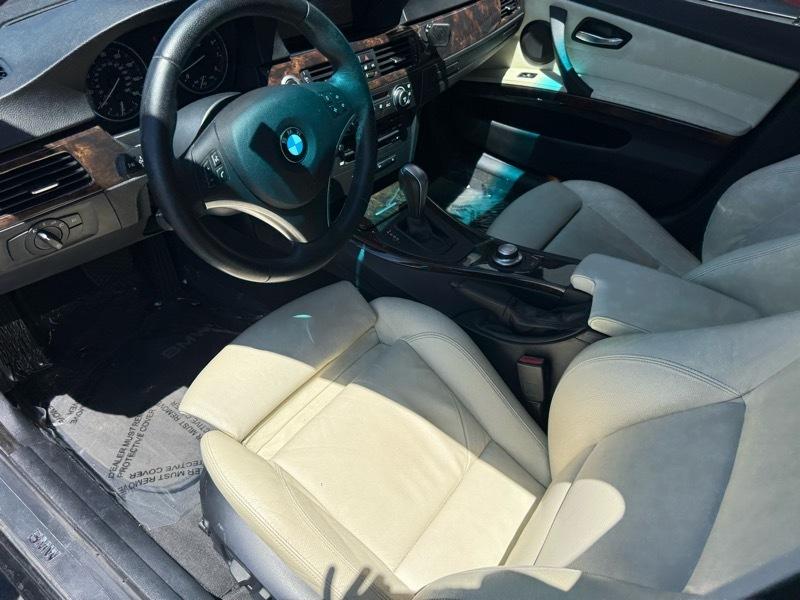 BMW 3-Series 335xi 2007