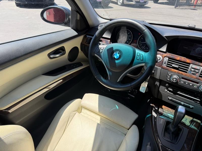 BMW 3-Series 335xi 2007