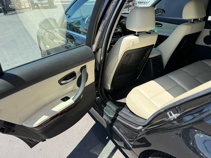 BMW 3-Series 335xi 2007