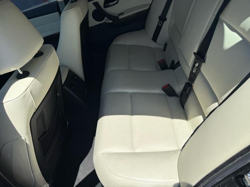 BMW 3-Series 335xi 2007