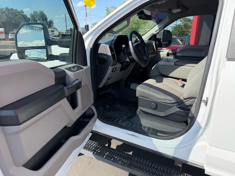 Ford F-250 SD XL Crew Cab Long Bed 4WD 2017