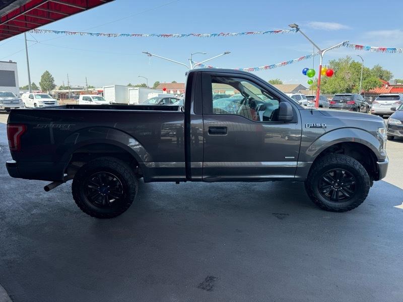 Ford F-150 XL Reg. Cab Short Bed 4WD 2016