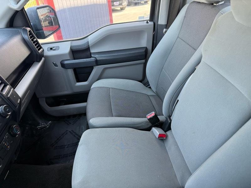 Ford F-150 XL Reg. Cab Short Bed 4WD 2016