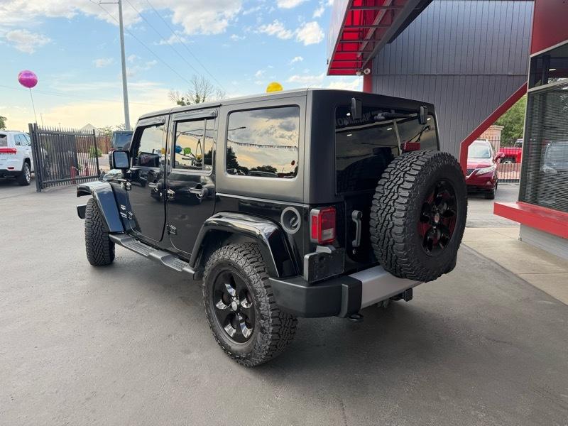 Jeep Wrangler Unlimited Sahara 4WD 2015