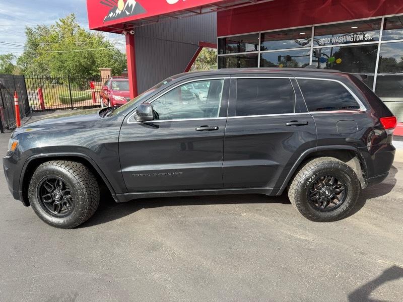 Jeep Grand Cherokee Laredo 4WD 2015