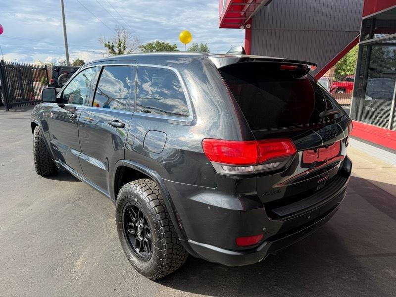 Jeep Grand Cherokee Laredo 4WD 2015