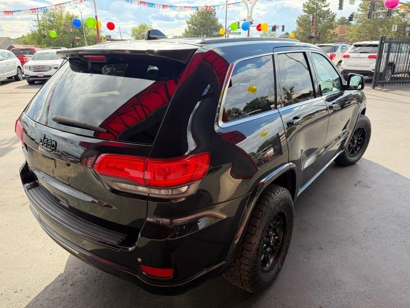 Jeep Grand Cherokee Laredo 4WD 2015