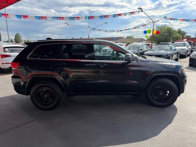 Jeep Grand Cherokee Laredo 4WD 2015