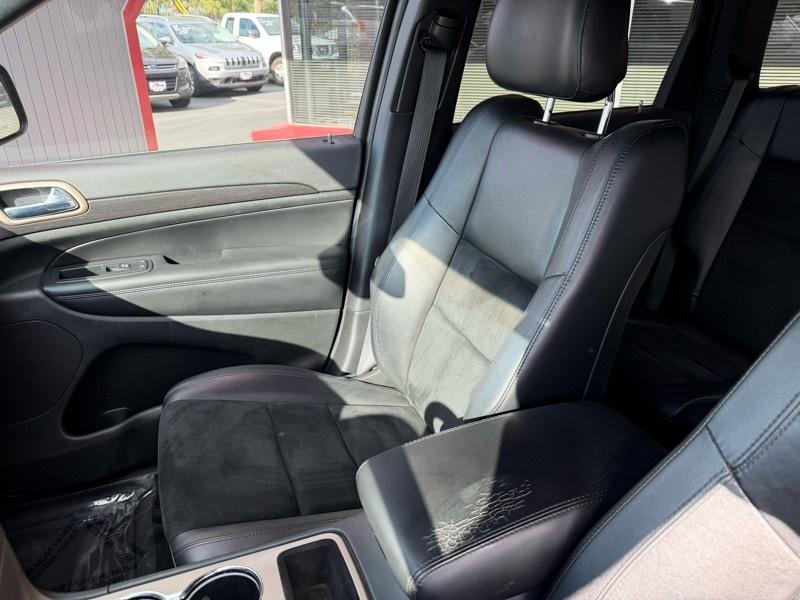 Jeep Grand Cherokee Laredo 4WD 2015