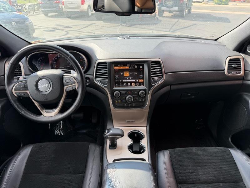 Jeep Grand Cherokee Laredo 4WD 2015