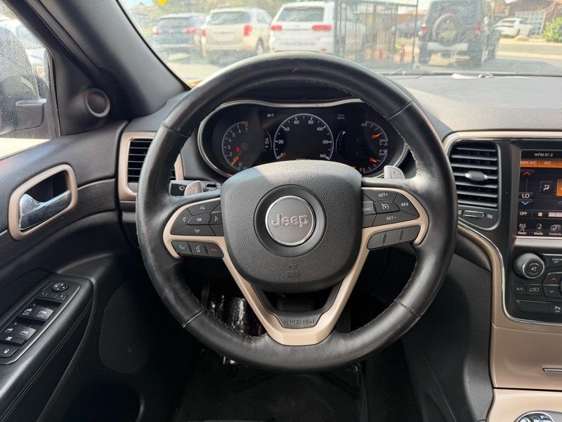 Jeep Grand Cherokee Laredo 4WD 2015