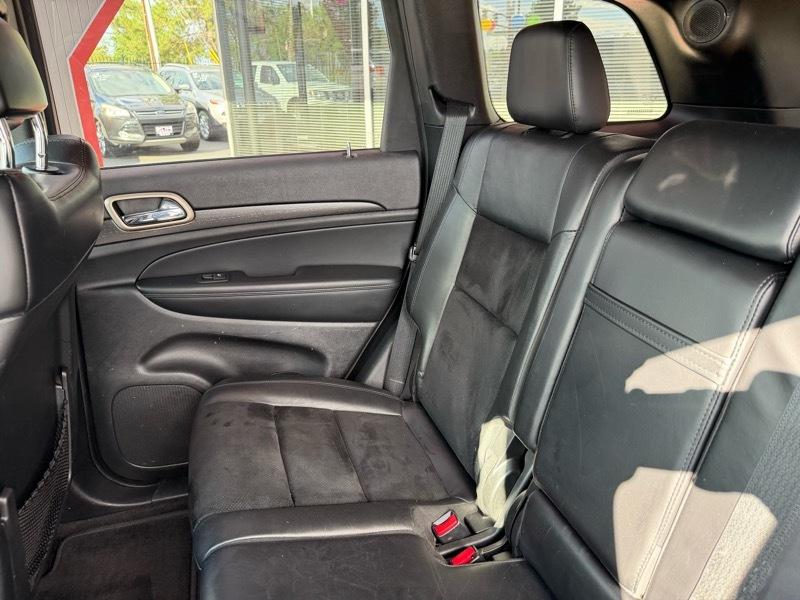 Jeep Grand Cherokee Laredo 4WD 2015
