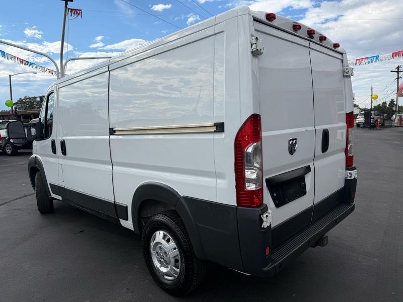 RAM Promaster 1500 Low Roof Tradesman 136-in. WB 2015