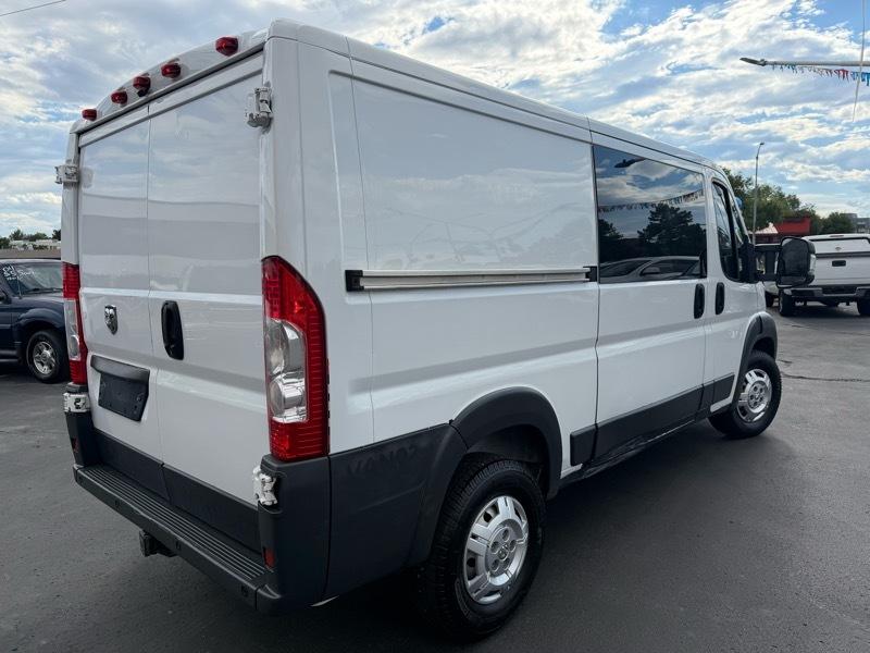 RAM Promaster 1500 Low Roof Tradesman 136-in. WB 2015