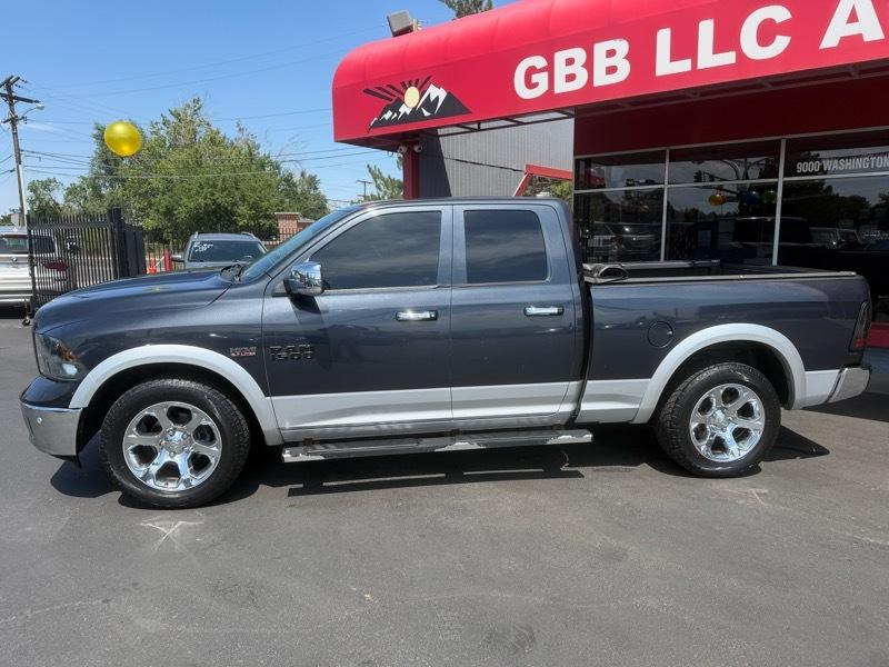 RAM 1500 Laramie Quad Cab 4WD 2014