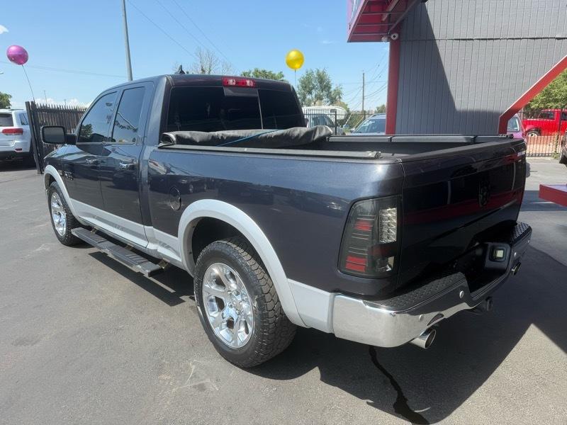 RAM 1500 Laramie Quad Cab 4WD 2014