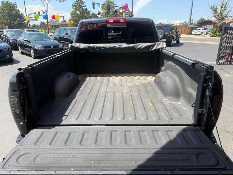 RAM 1500 Laramie Quad Cab 4WD 2014