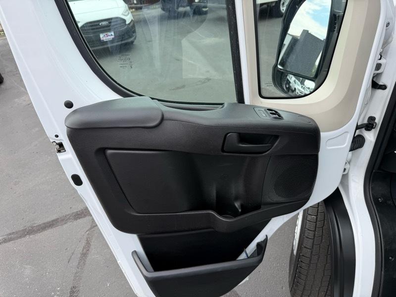 RAM Promaster 1500 Low Roof Tradesman 136-in. WB 2019