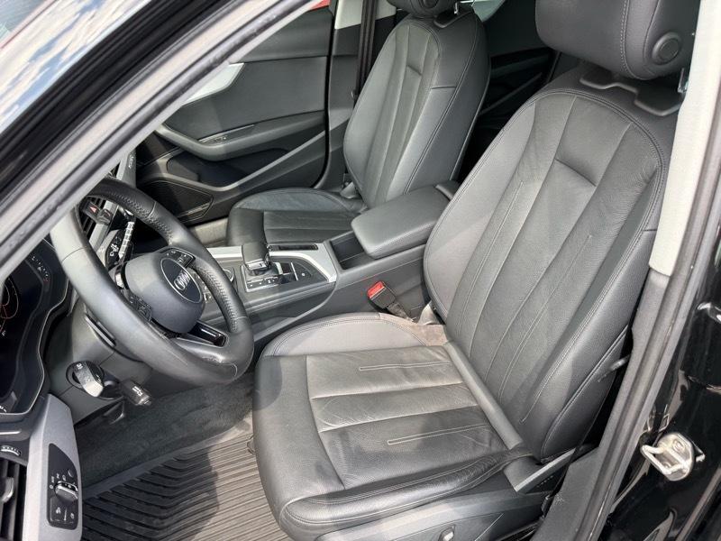 Audi A4 2.0T Premium Plus quattro Sedan 2017