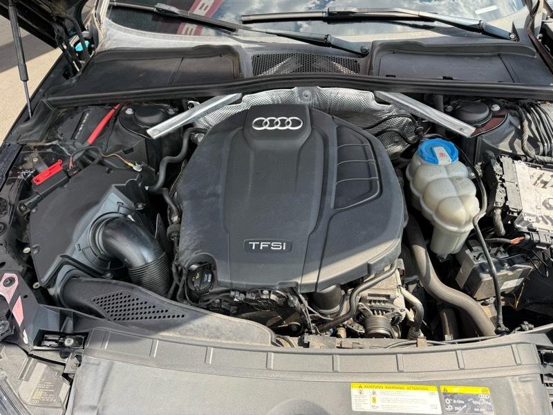 Audi A4 2.0T Premium Plus quattro Sedan 2017