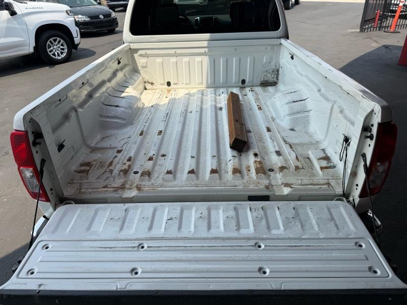 Nissan Frontier S King Cab I4 5MT 2WD 2016