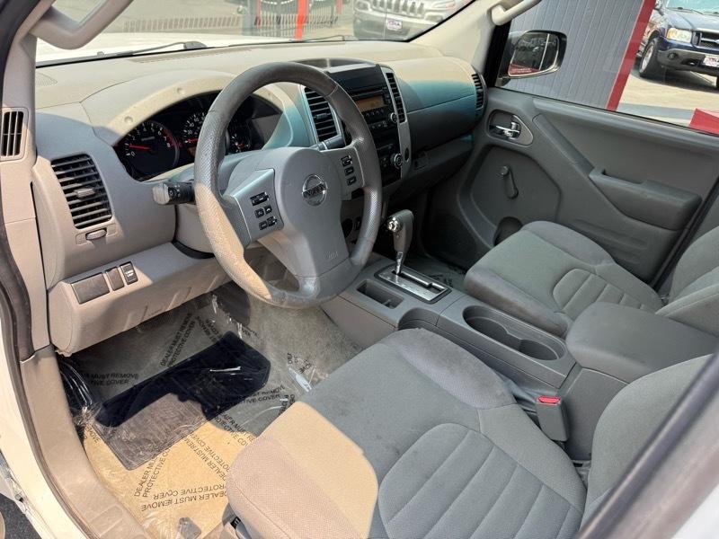 Nissan Frontier S King Cab I4 5MT 2WD 2016